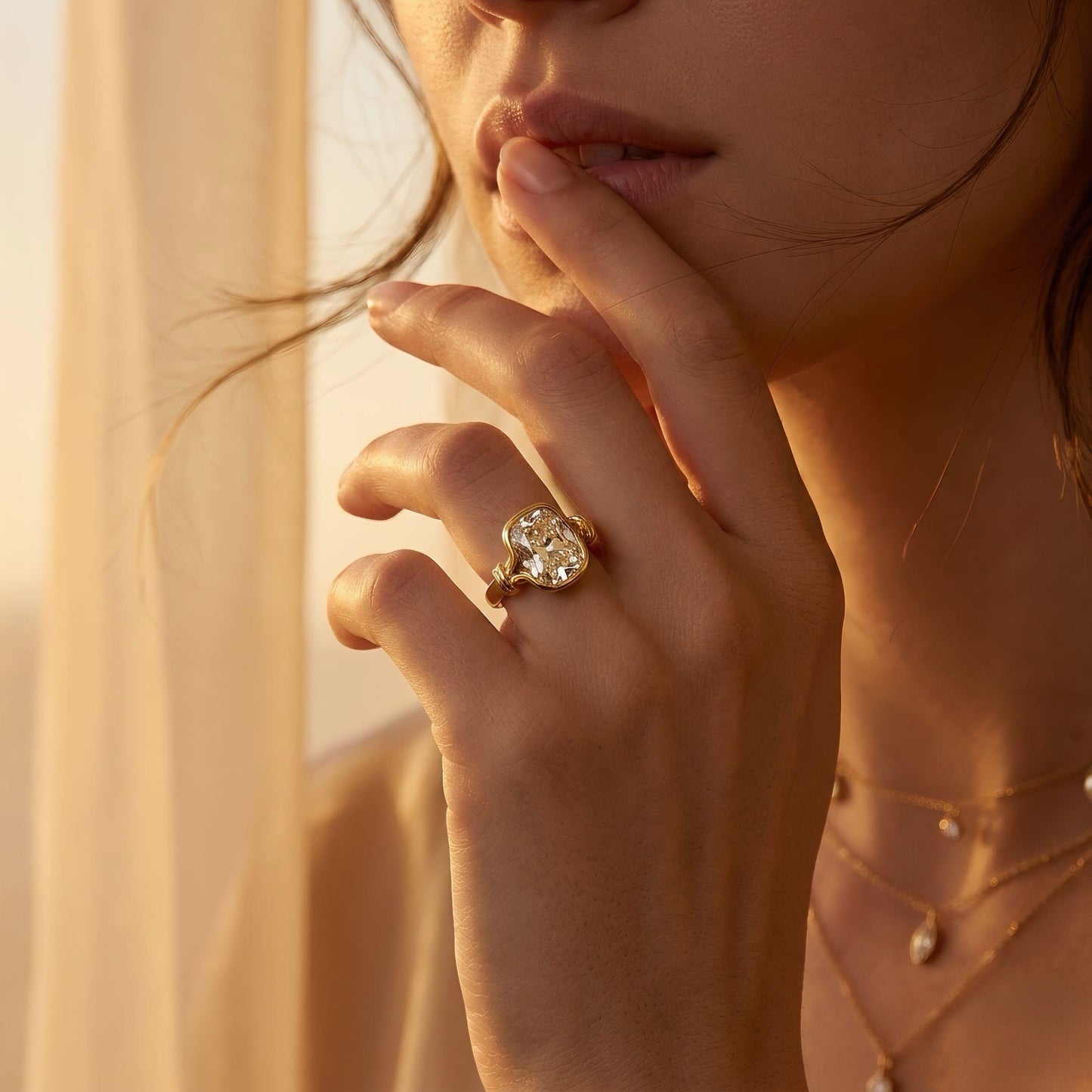 Lunevya Cushion Diamantring | 1.00 – 4.00 ct | 14k Gold