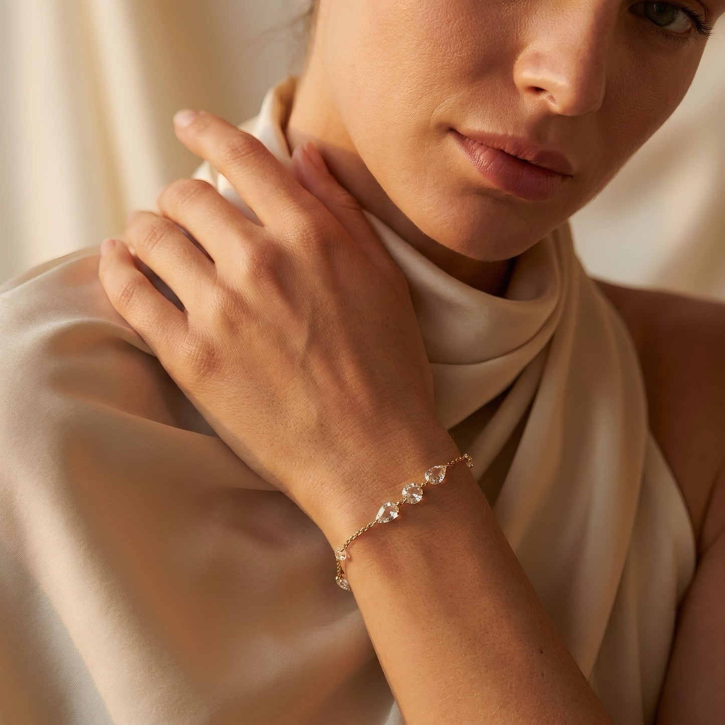 Station Bracelet | Mixed-Cut Diamonds | IGI Certified | 14k Gold | Lunevya