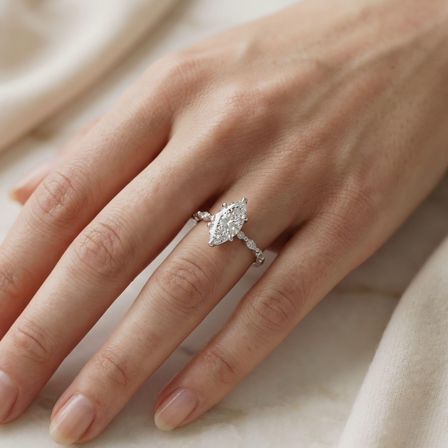 Marquise-Verlobungsring | 2.0 Karat | Lab-grown Diamant | 14k Gold | Lunevya