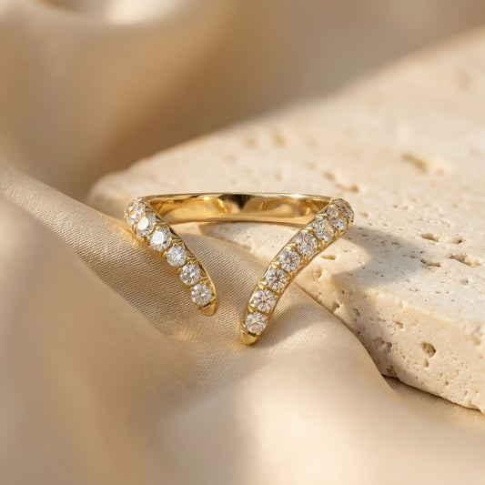 Minimalist Bypass Ring | 0.25 - 0.50 ct | Lab-grown Diamond | 14k Gold | Lunevya
