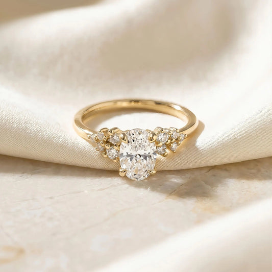 Oval-Cluster Verlobungsring | 2.0 ct | Custom Design | Lab-grown Diamant | 14k Gold | Lunevya