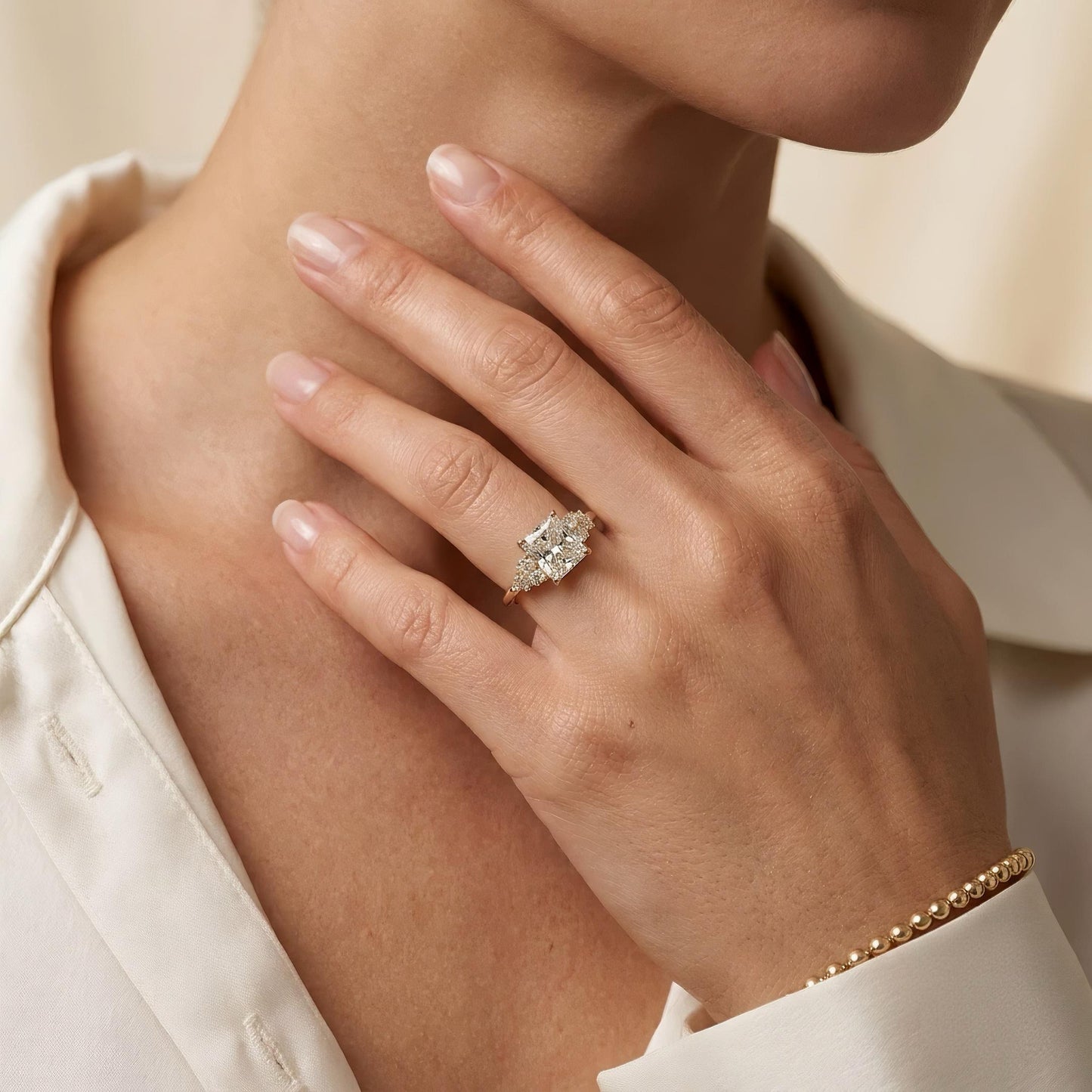 Radiant-Cluster Verlobungsring | Lab-Grown Diamant | 14k Gold | LUNEVYA