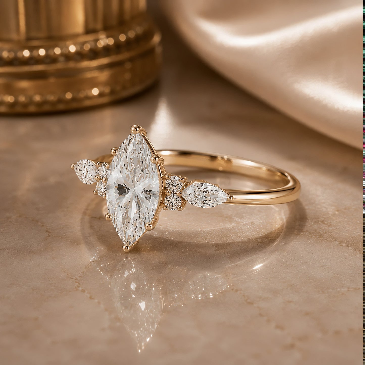Amoria Ring  Marquise Diamant Cluster, 14K Gold, IGI