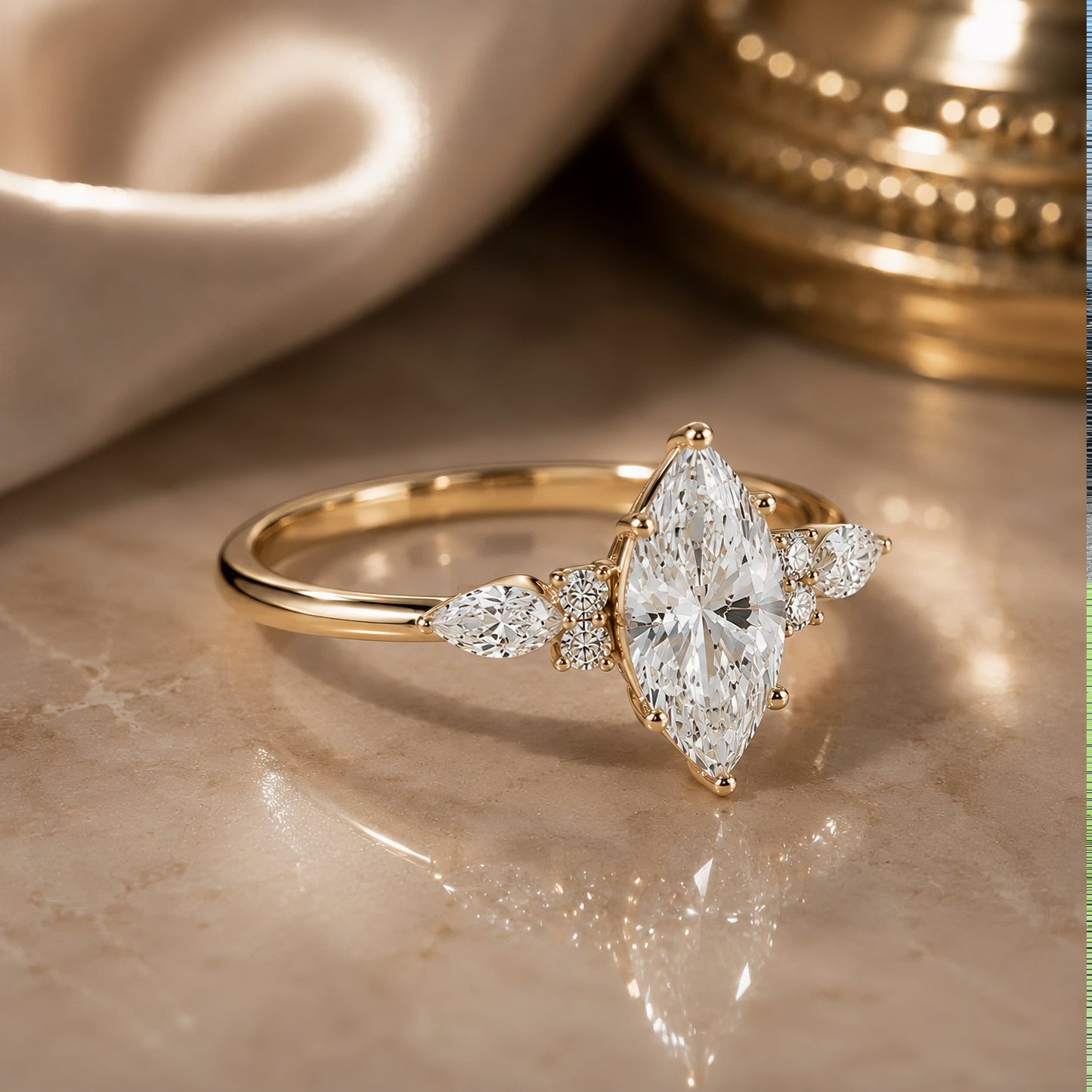 Amoria Ring  Marquise Diamant Cluster, 14K Gold, IGI