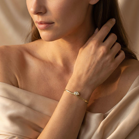 Armreif | Tropfenschliff Diamant | IGI-zertifiziert | 14k Gold | Lunevya