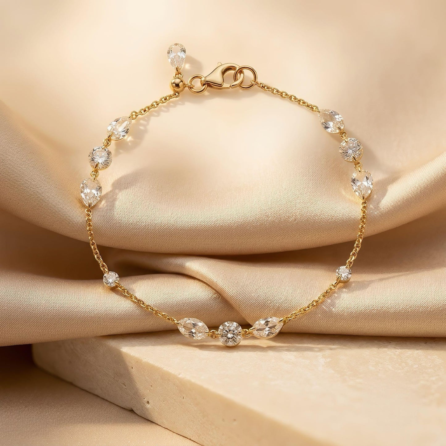 Station Bracelet | Mixed-Cut Diamonds | IGI Certified | 14k Gold | Lunevya