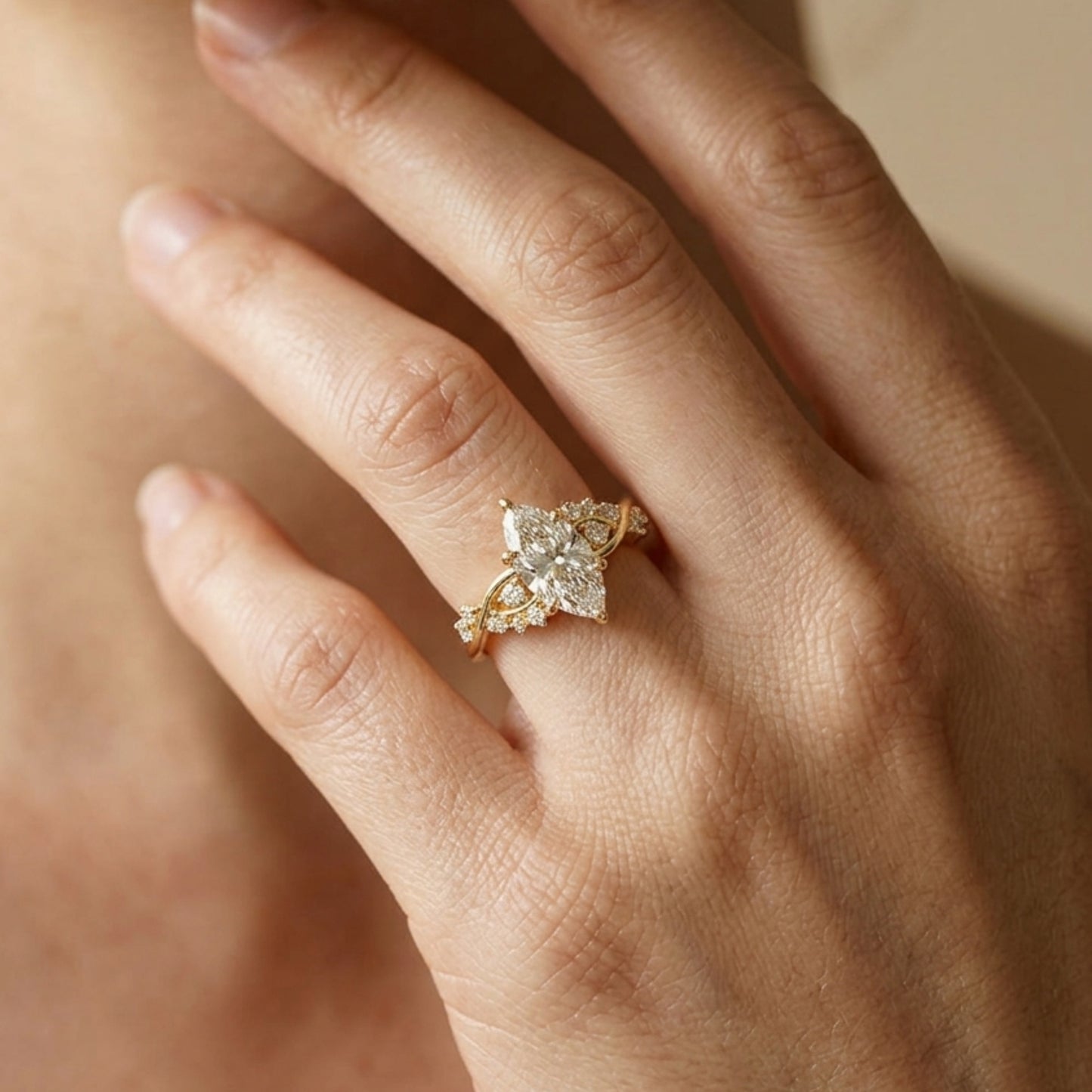 Marquise-Verlobungsring | 2.0 ct | Custom Design | Lab-grown Diamant | 14k Gold | Lunevya