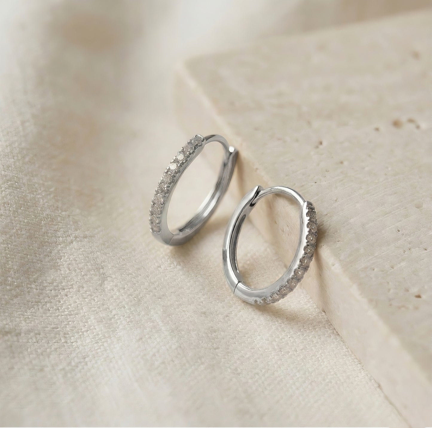 Diamant-Creolen | Zeitlose Eleganz | 0.25 ct | Lab-grown Diamant | 14k Gold | Lunevya