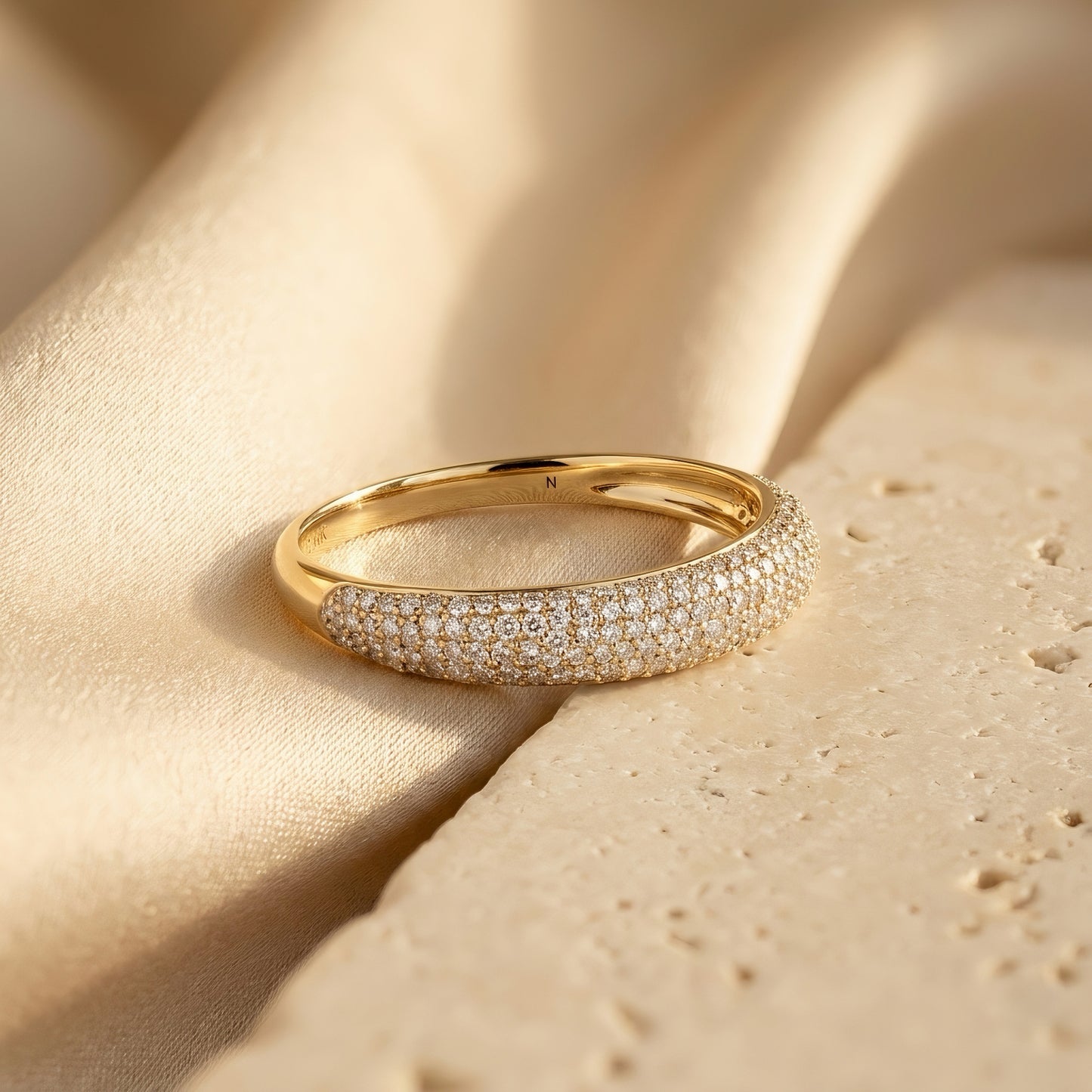 Pavé Band Ring | Luxury Diamond Ring | Lab-grown Diamond | 14k Gold | Lunevya