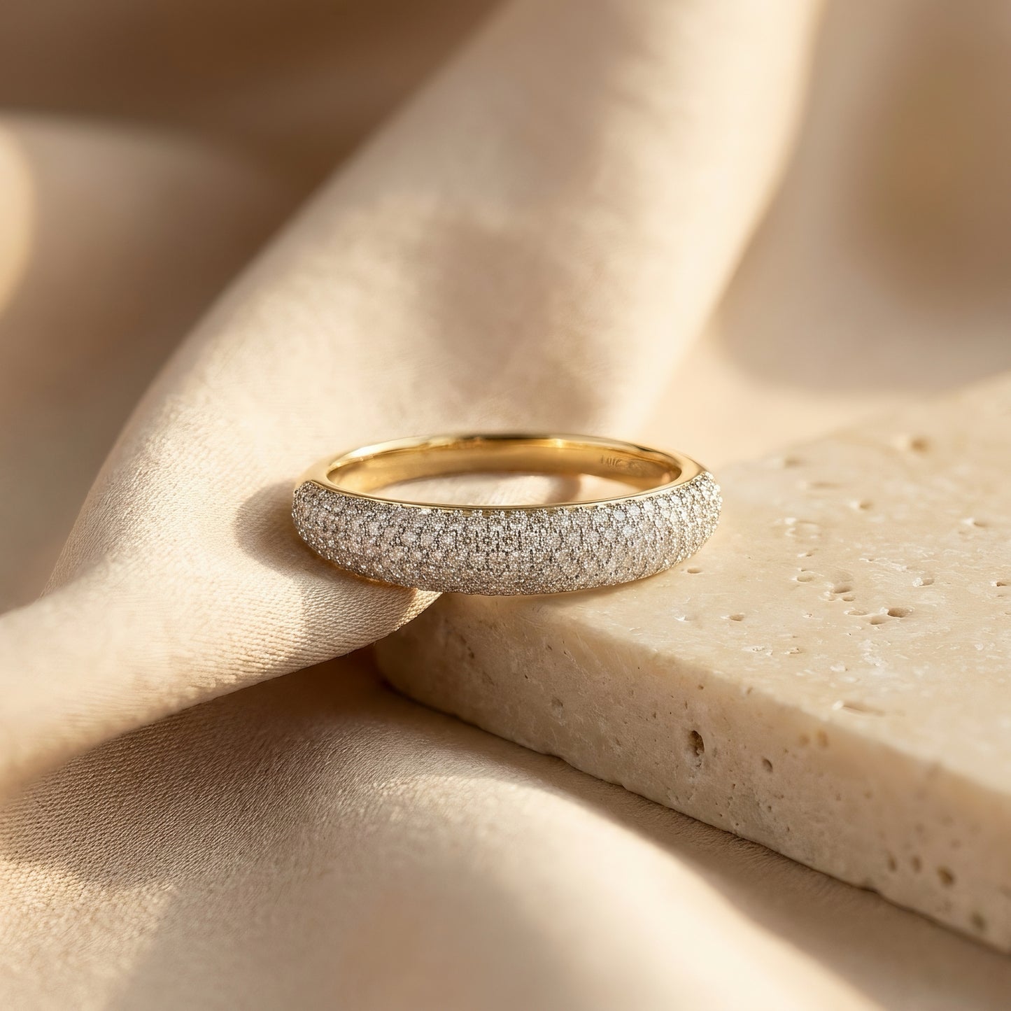 Pavé Band Ring | Luxury Diamond Ring | Lab-grown Diamond | 14k Gold | Lunevya