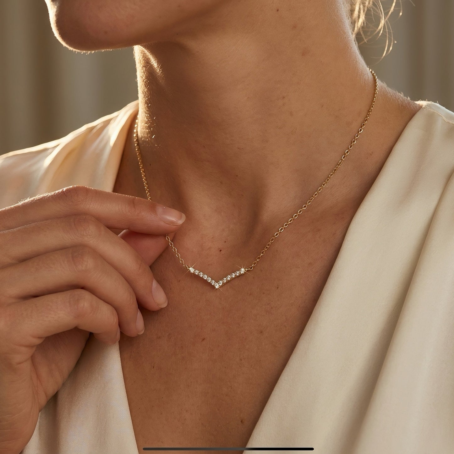 Gold Necklace | V-Shape | IGI Certified | Lab-Grown Diamond | 14k Gold | Lunevya
