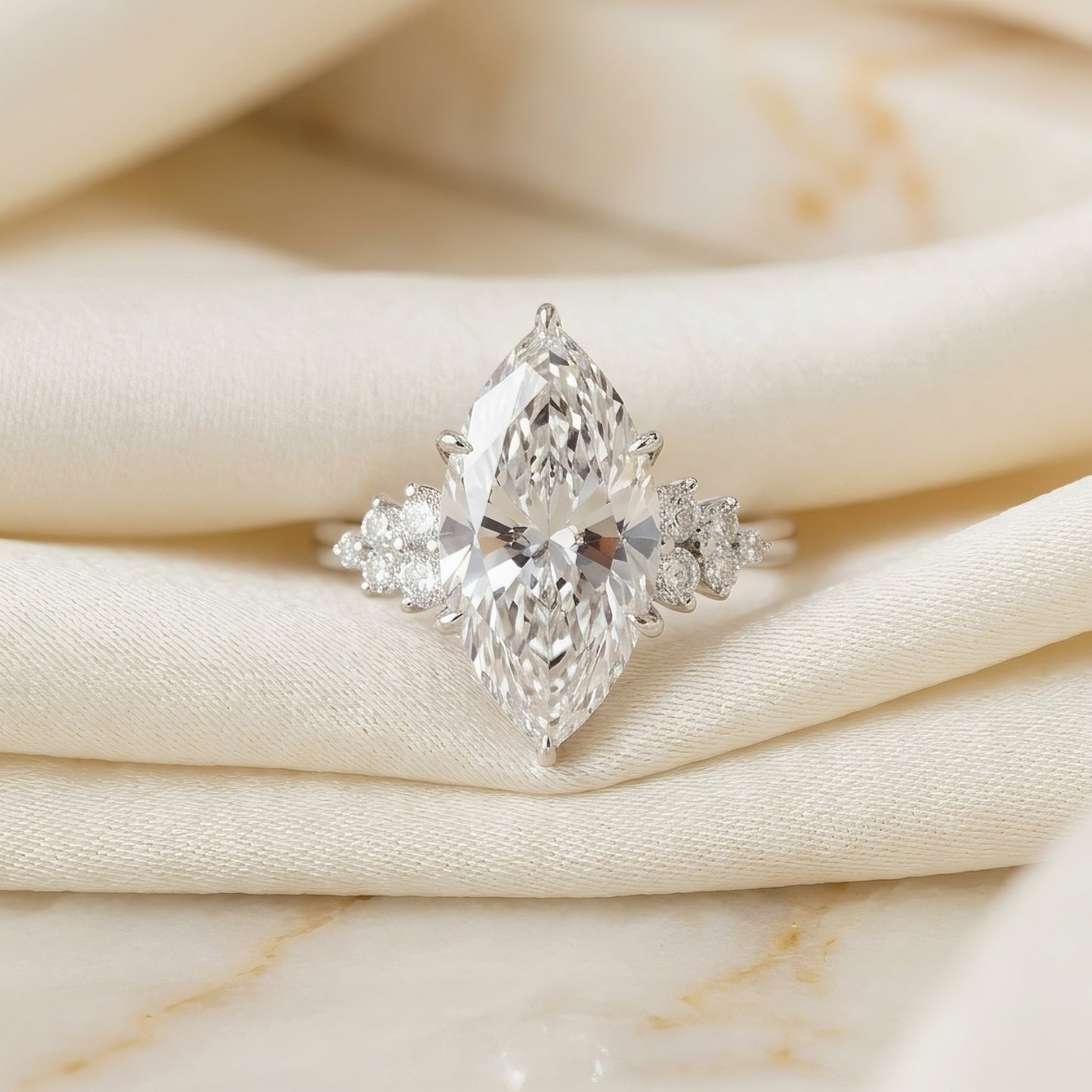 Marquise-Cluster Verlobungsring | 2.0 - 6.0 ct | Lab-grown Diamant | 14k Gold | Lunevya
