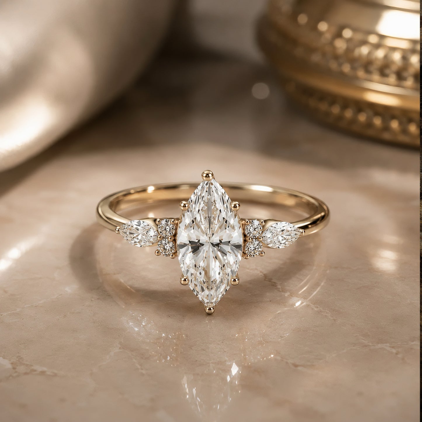 Amoria Ring  Marquise Diamant Cluster, 14K Gold, IGI